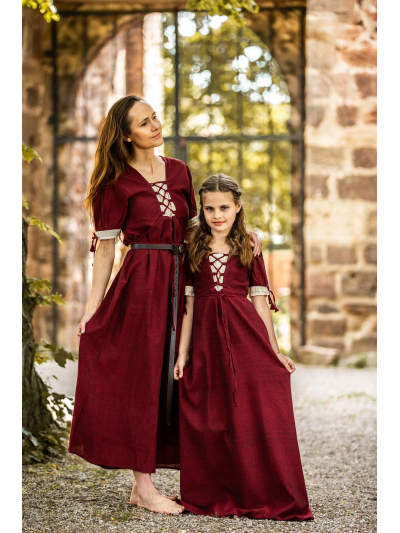 Trollfelsen Mittelalter Gewandung Leonardo Carbone Kinderkleid Prinzessin Denise Rot Natur2